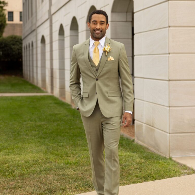 Best Prom Tuxedos in Delaware OH: Fashion Choices for Every Style